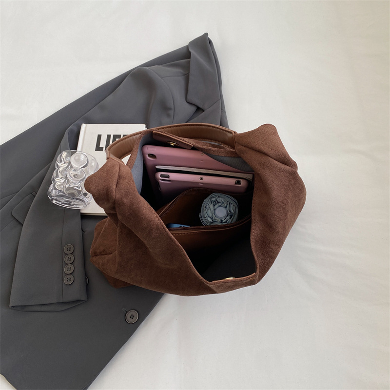 SUEDE - THE DAILY LEATHER TOTE