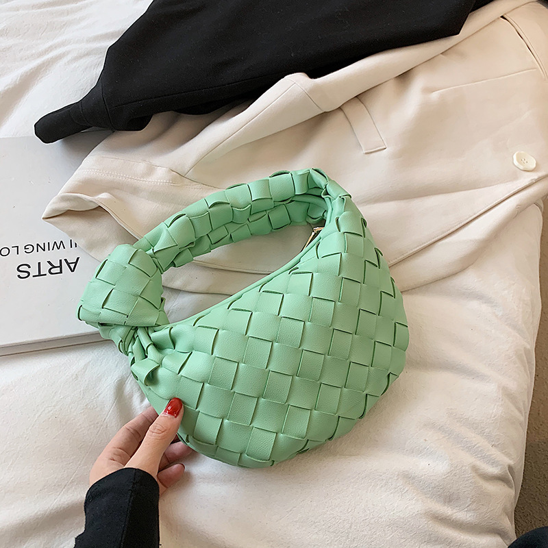 KNOTTED WOVEN CLOUD BAG