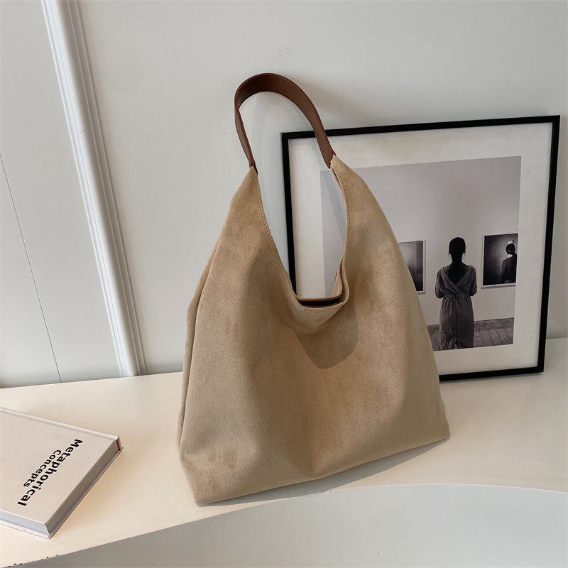 SUEDE - THE DAILY LEATHER TOTE