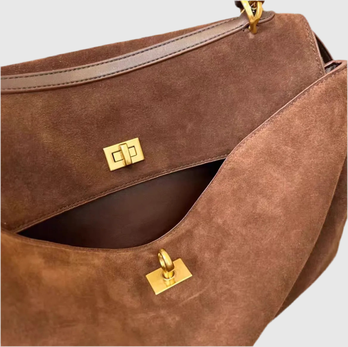 CECILIA – THE CHIC SUEDE BAG