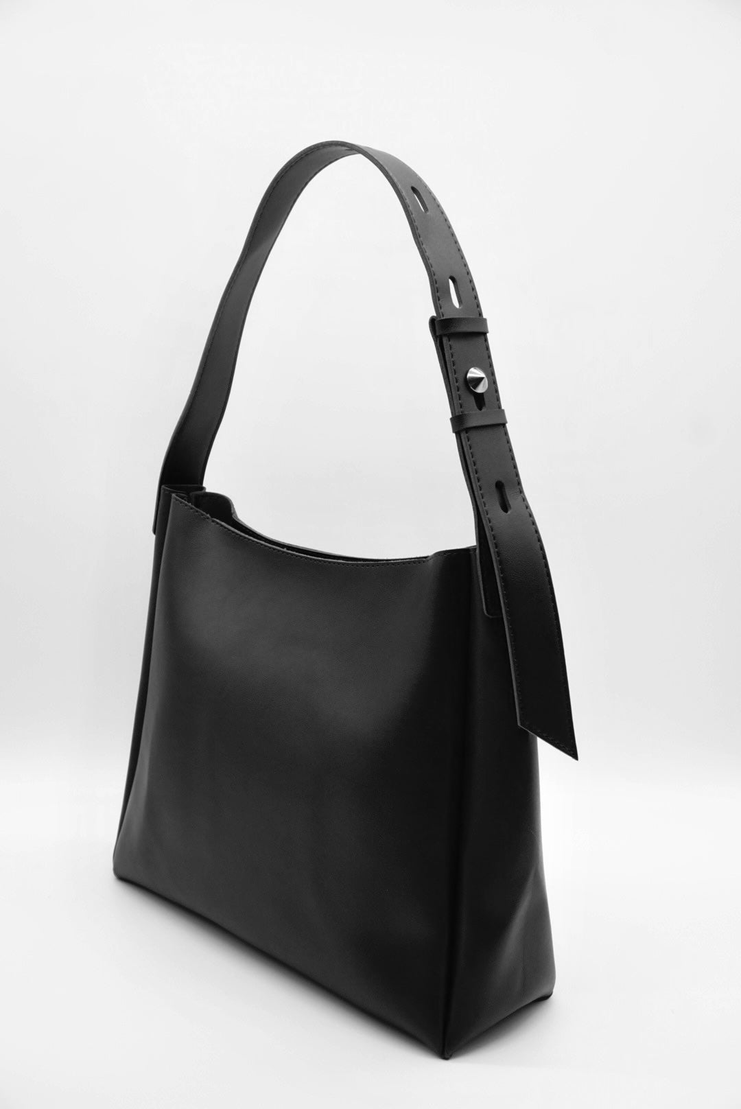BELLA - THE DAILY CLASSY BAG
